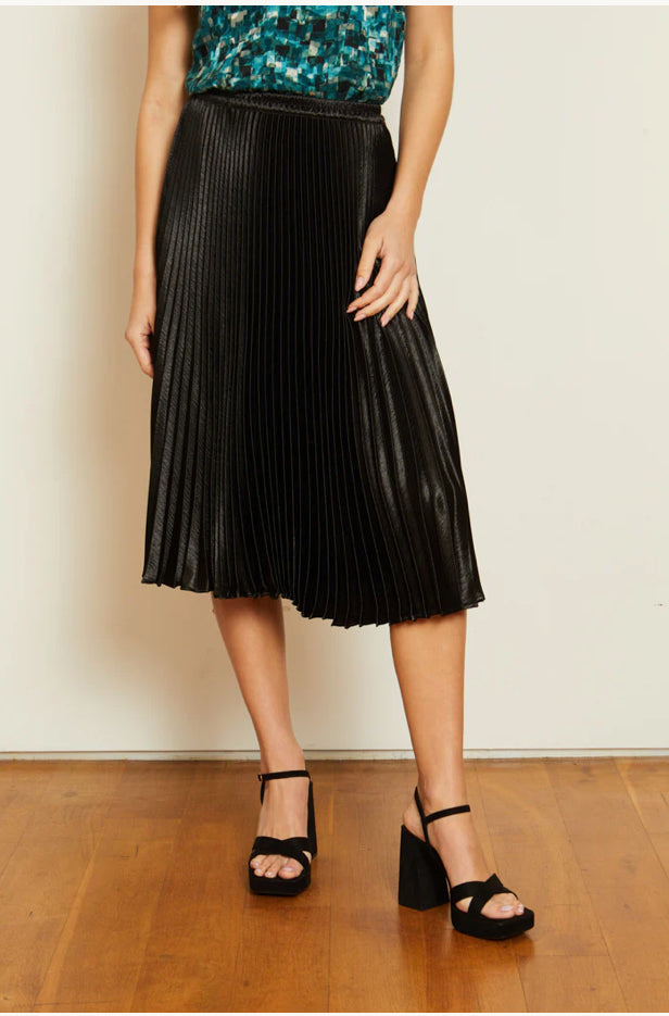 MIA SKIRT IN BLACK SHINY WOVEN